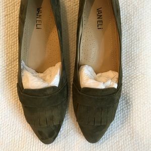 Vaneli Gaea Khaki Suede 9 1/2 N Shoes